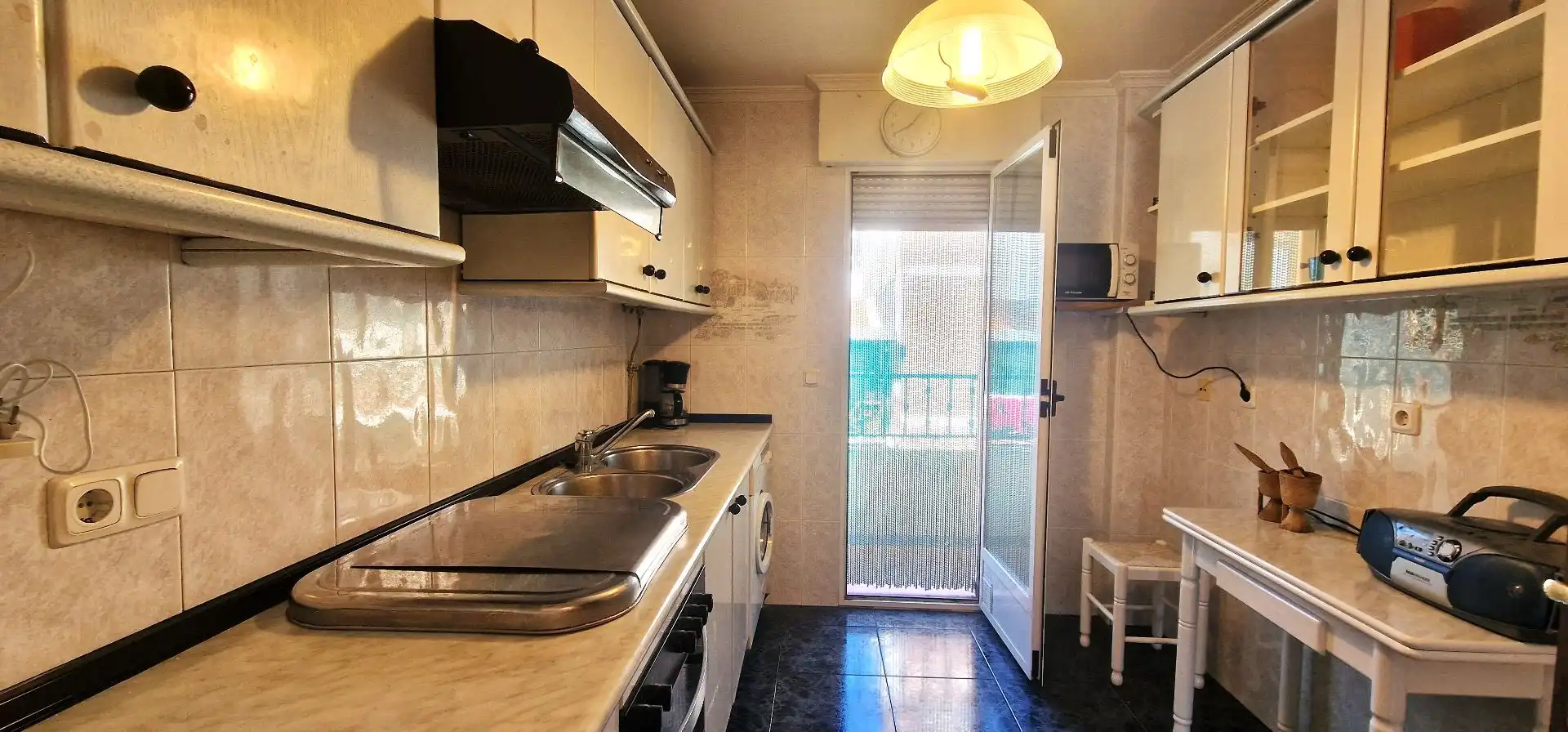 Küche von Wohnung zum Verkauf in Aldeanueva de la Vera mit Klimaanlage, Terrasse und Möbliert
