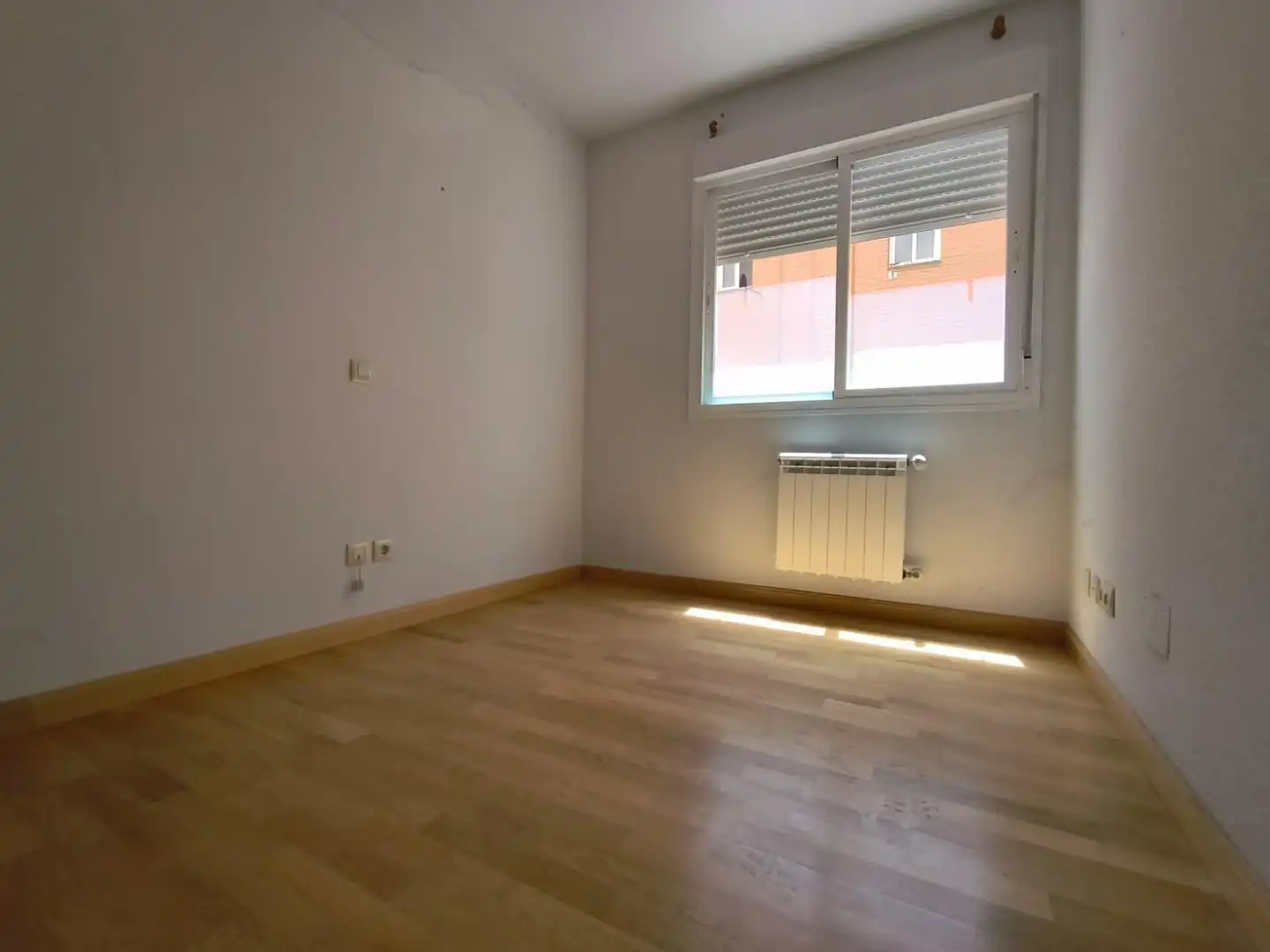 Bedroom of Flat for sale in Valdemoro  with Private garden, Terrace and Storage room