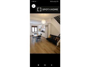 Flat with balcony to rent in Oliva pueblo