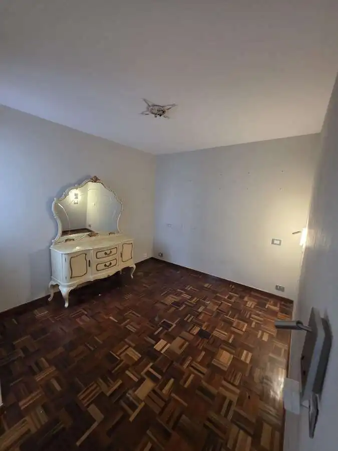 Habitación de Piso en venta en Avilés con Calefacción, Terraza y Trastero