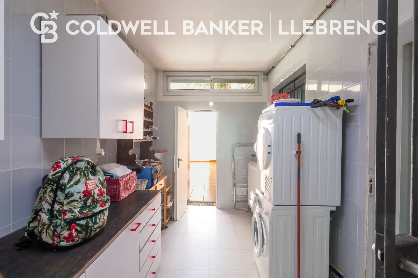 Cocina de Casa o chalet en venta en Barcelona con Aire acondicionado, Calefacción y Jardín privado