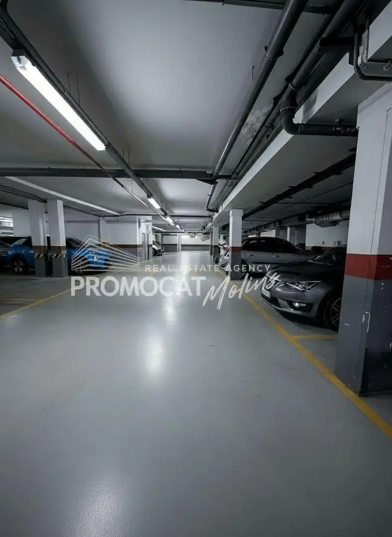 Parking de Piso en venta en Molins de Rei con Aire acondicionado, Trastero y Piscina comunitaria