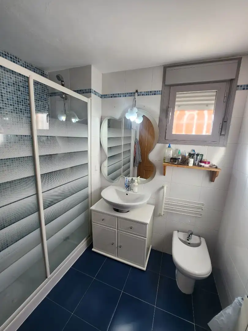 Baño de Casa o chalet en venta en Villalbilla con Aire acondicionado, Calefacción y Jardín privado