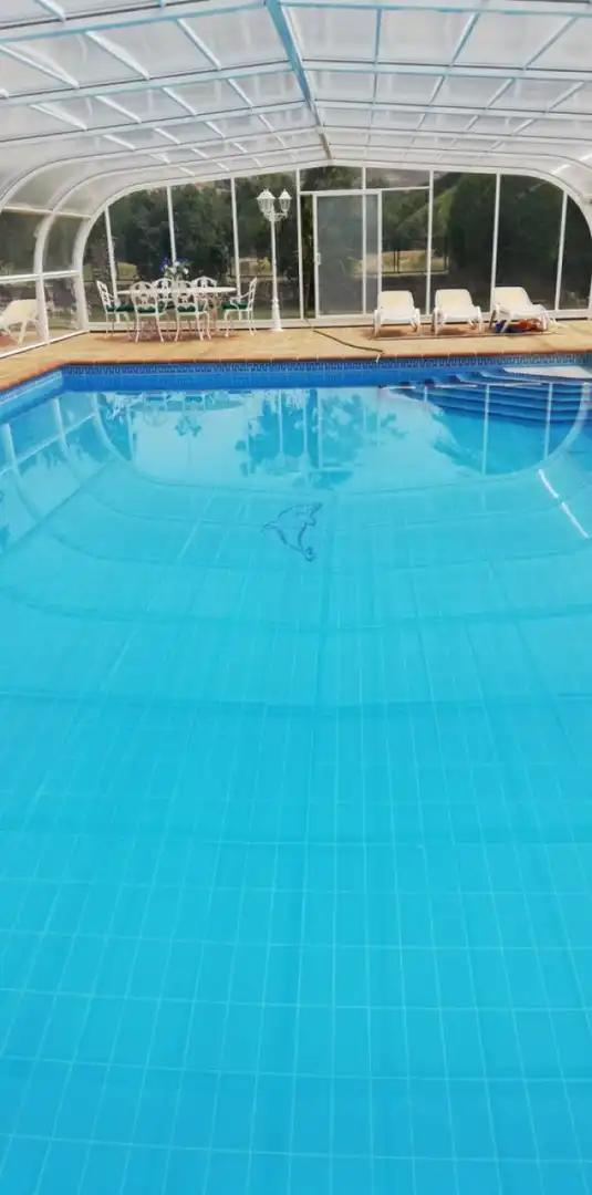 Piscina de Casa o xalet en venda en Husillos  amb Terrassa