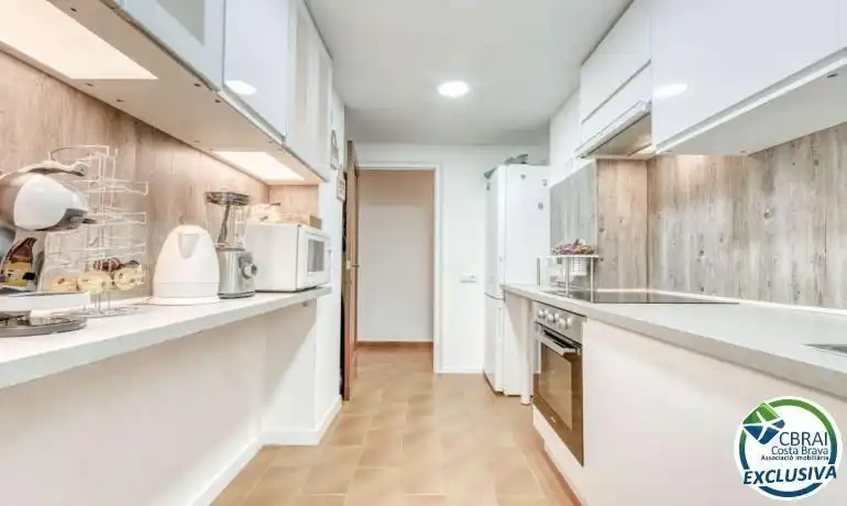 Appartement compact avec ascenseur à vendre à del Puig Rom 98, imagen 15