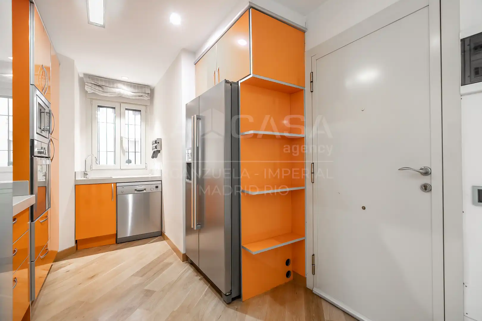 Cocina de Piso en venta en Madrid con Calefacción