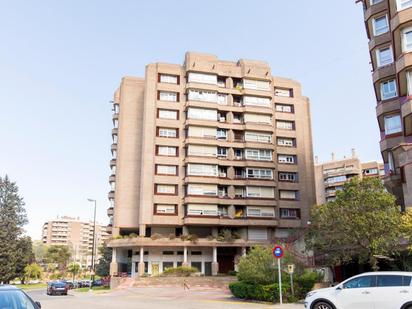 Vista exterior de Pis en venda en  Zaragoza Capital amb Terrassa