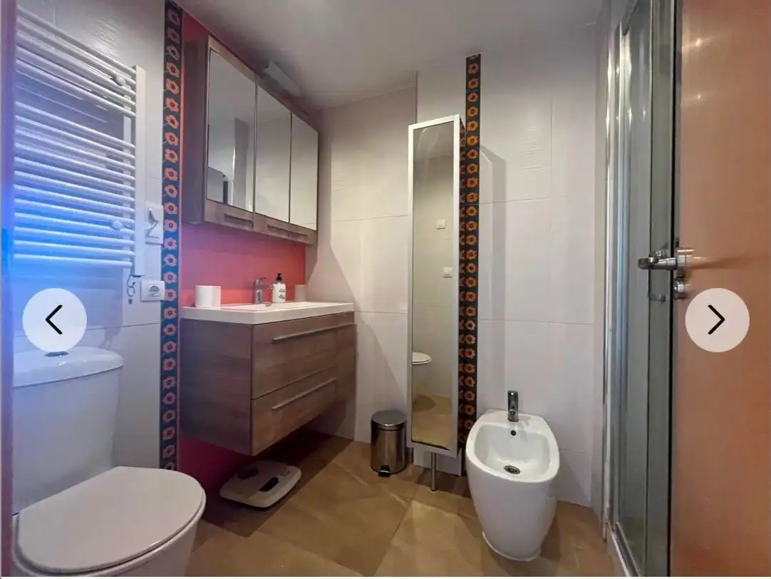 Apartment with lift for sale in Calle Ramon Gallud 35, imagen 5