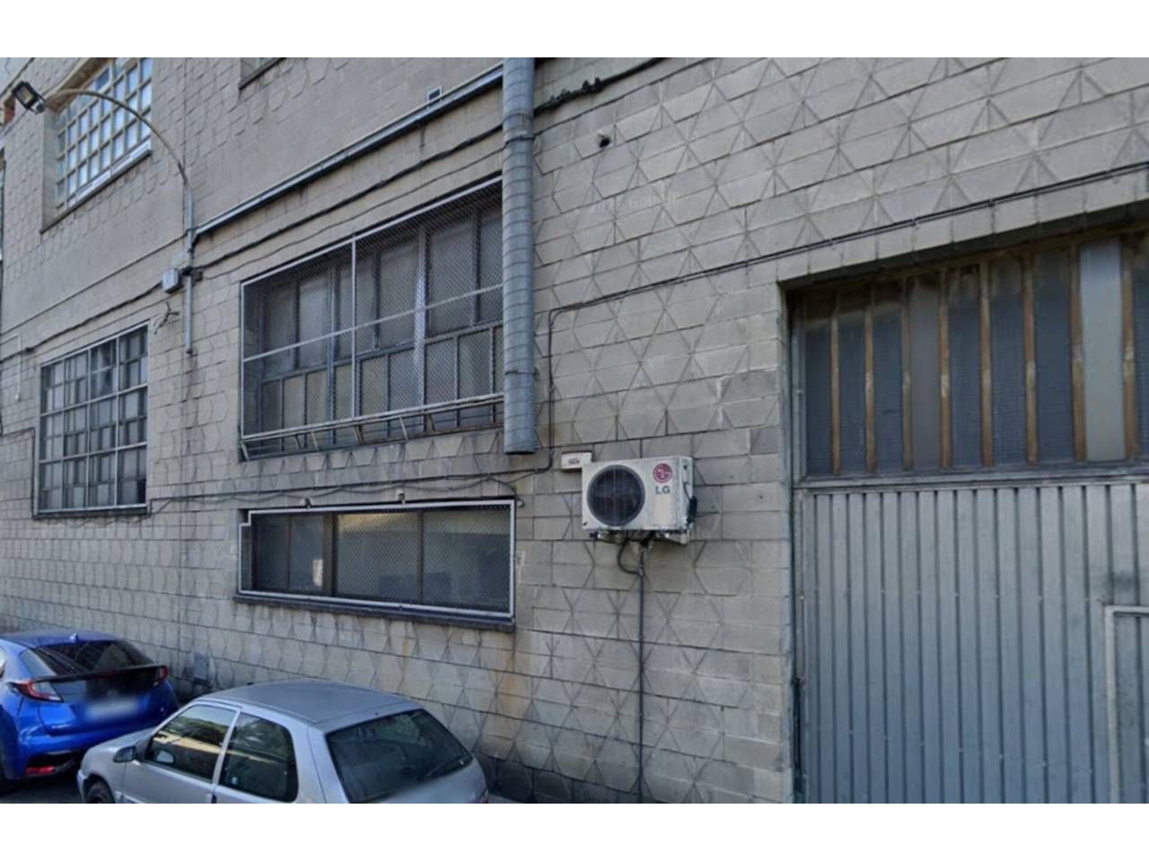 Exterior view of Industrial buildings for sale in Rubí