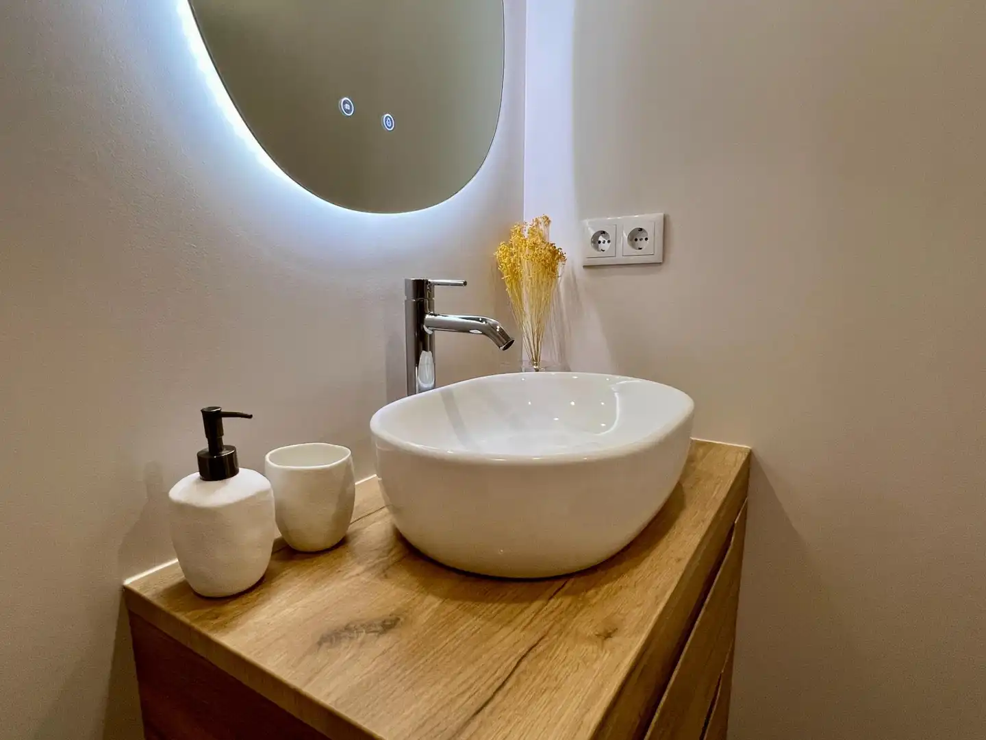 Bathroom of Flat for rent in Elche / Elx  with Air Conditioner and Furnished