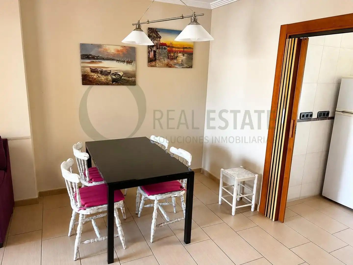 Vista exterior de Piso de alquiler en El Campello con Aire acondicionado, Jardín privado y Terraza