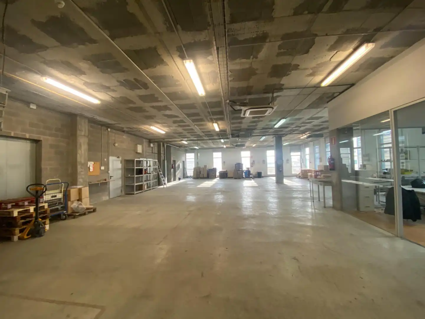 Nau industrial en venda a Hospitalet de Llobregat -  SALVADOR ESPRIU DE, imagen 2