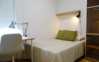 Bedroom of Flat to share in  Barcelona Capital  with Air Conditioner and Terrace