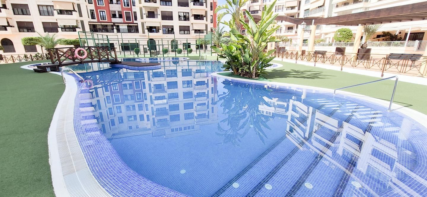 Swimming pool of Flat for sale in Elche / Elx  with Air Conditioner, Heating and Terrace