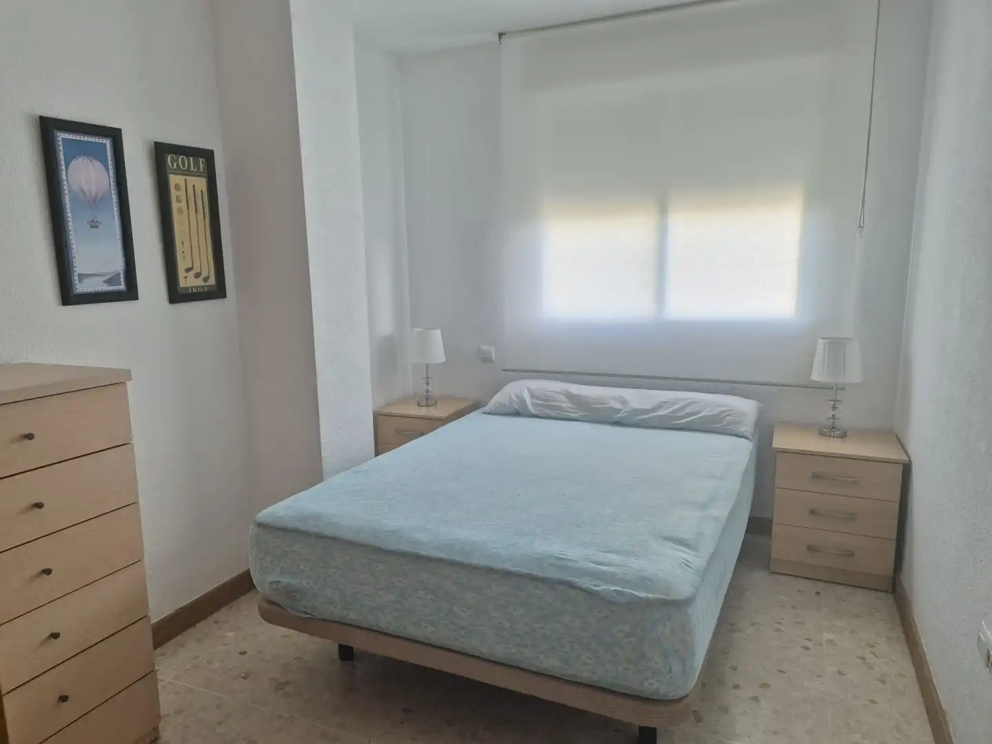 Dormitori de Apartament de lloguer en Badajoz amb Aire condicionat, Calefacció i Moblat