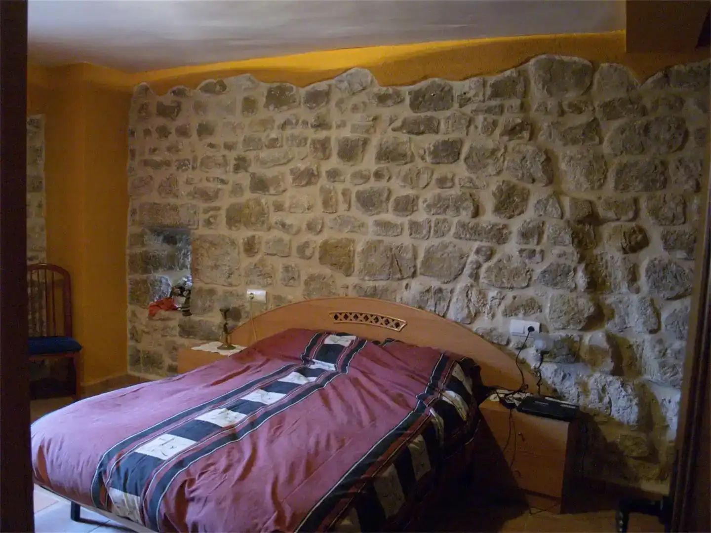 Dormitori de Finca rústica en venda en Horta de Sant Joan amb Aire condicionat i Balcó
