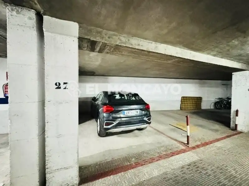 Parking de Apartamento en venta en Torrevieja con Aire acondicionado, Calefacción y Trastero