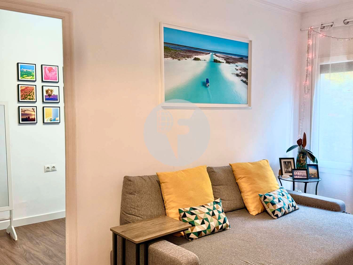 Sala de estar de Piso de alquiler en  Barcelona Capital con Aire acondicionado, Calefacción y Amueblado