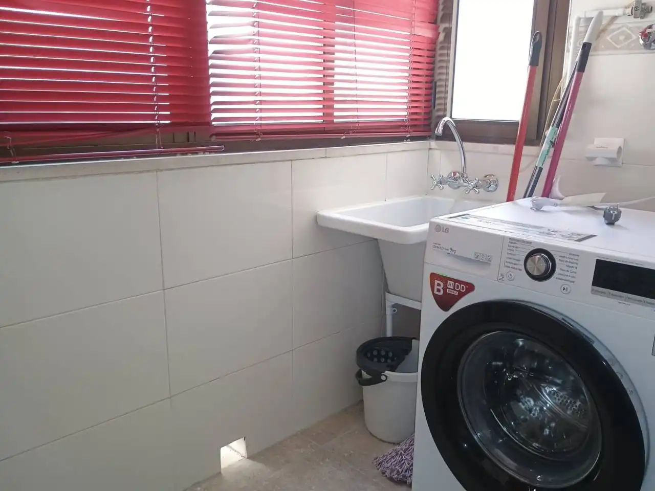Bathroom of Apartments for rent in Torremolinos  with Air Conditioner, Heating and Terrace