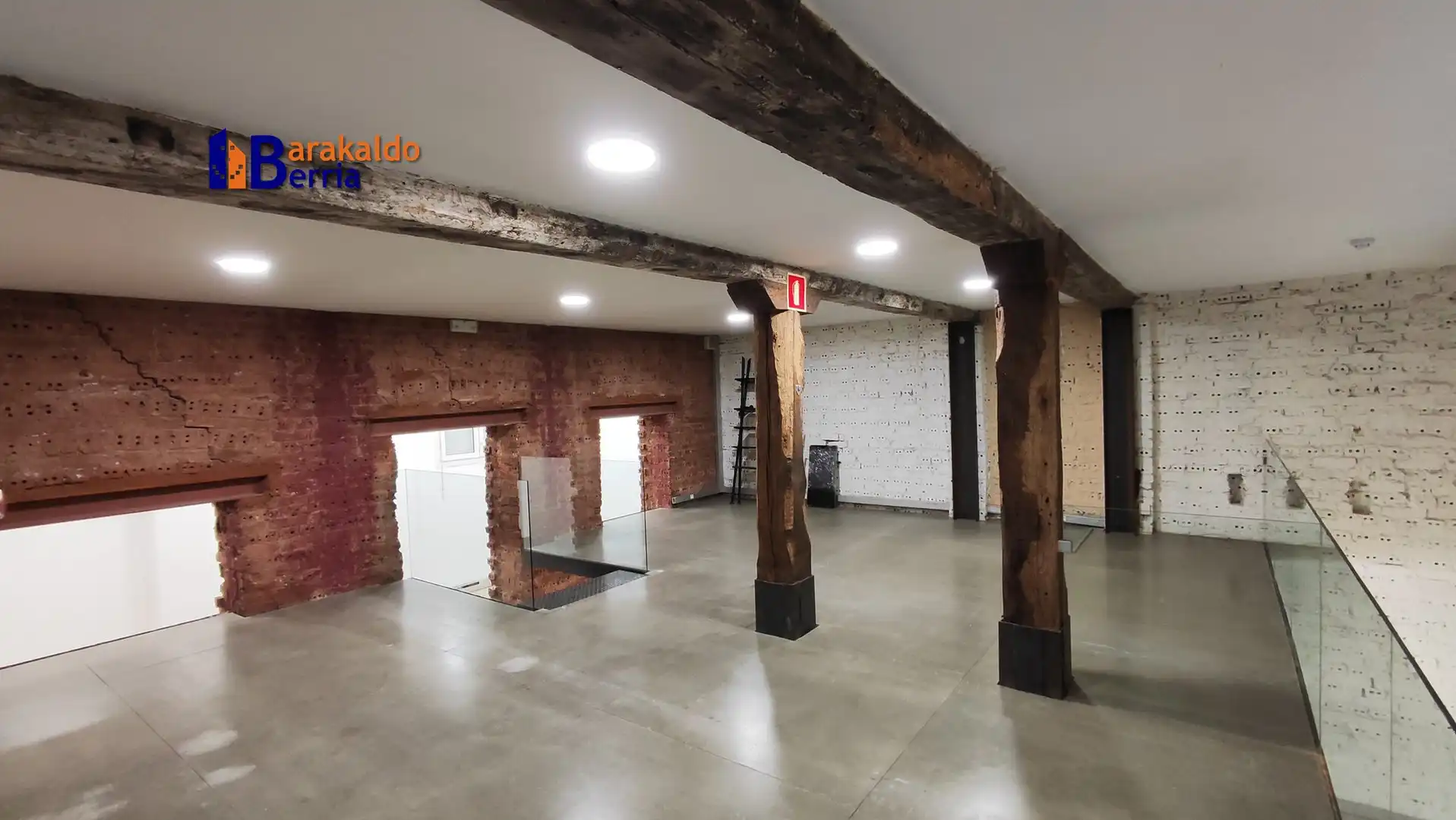 Commercial properties for sale in Portu Kalea, Centro, Barakaldo