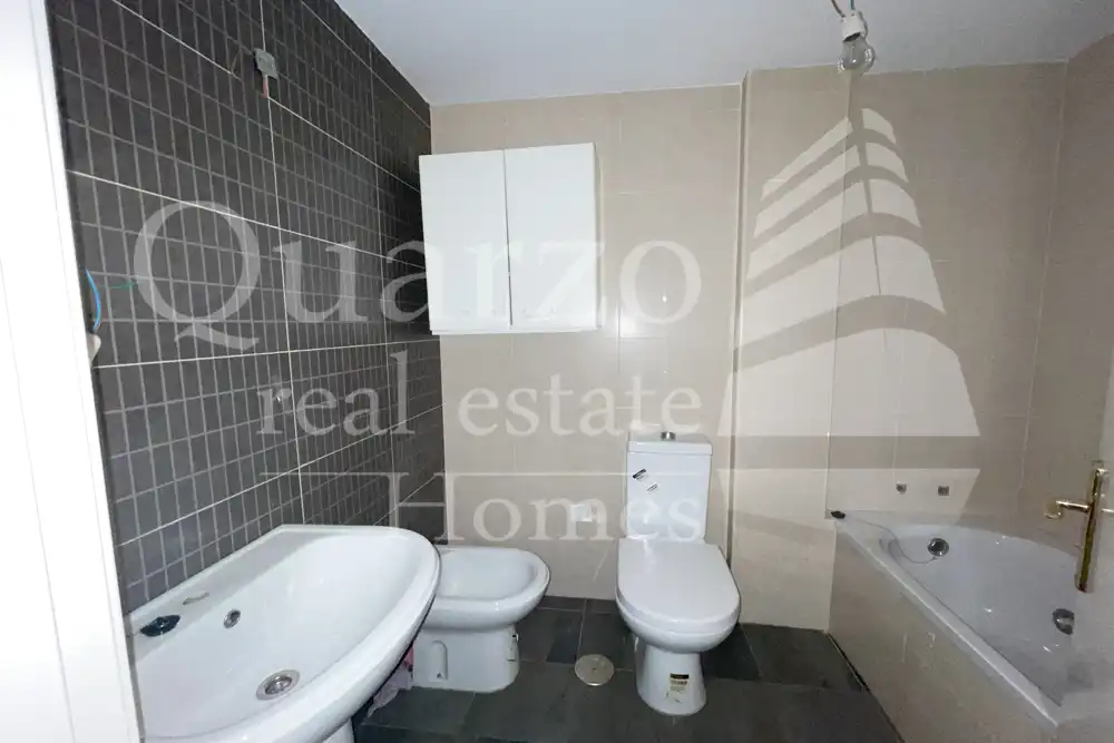 Badezimmer von Gebäude zum Verkauf in Chillarón de Cuenca