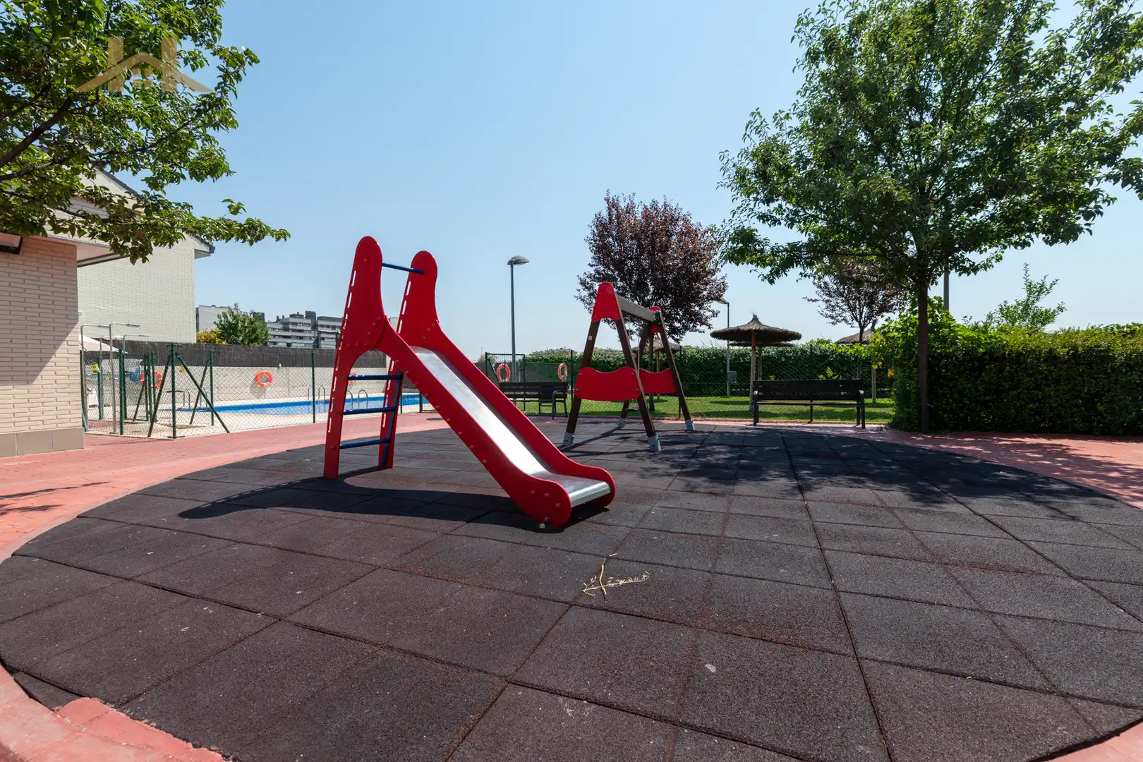 Vista exterior de Casa o chalet en venta en Rivas-Vaciamadrid con Aire acondicionado, Calefacción y Jardín privado