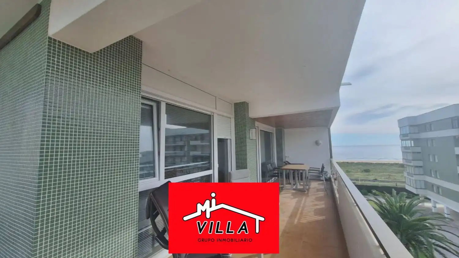 Terraza de Piso de alquiler en Laredo con Calefacción, Amueblado y Balcón