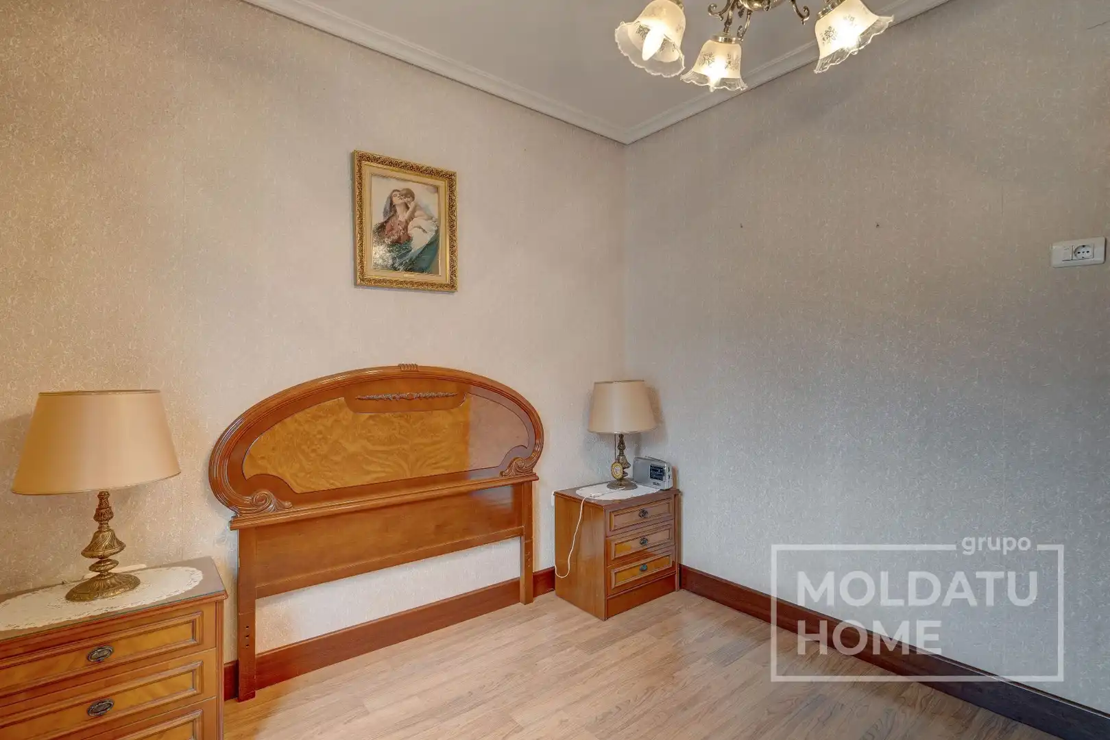 Schlafzimmer von Wohnung zum Verkauf in Irun  mit Heizung
