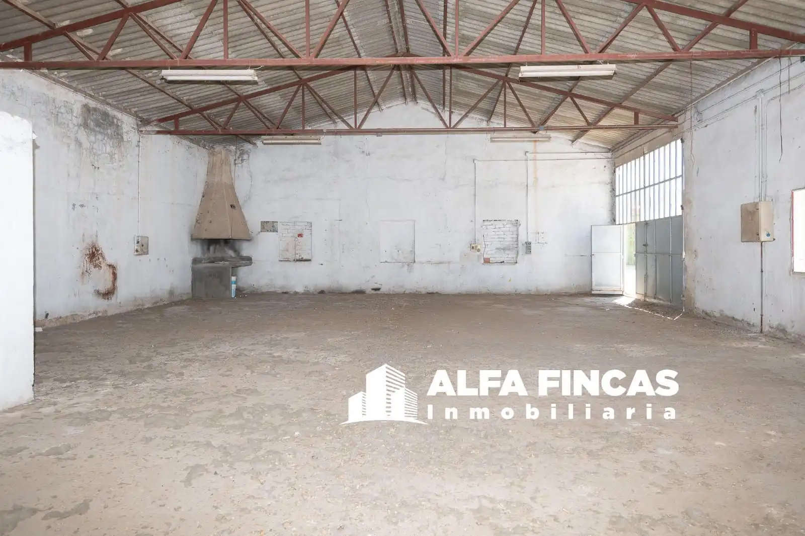 Vista exterior de Nau industrial en venda en Las Pedroñeras   