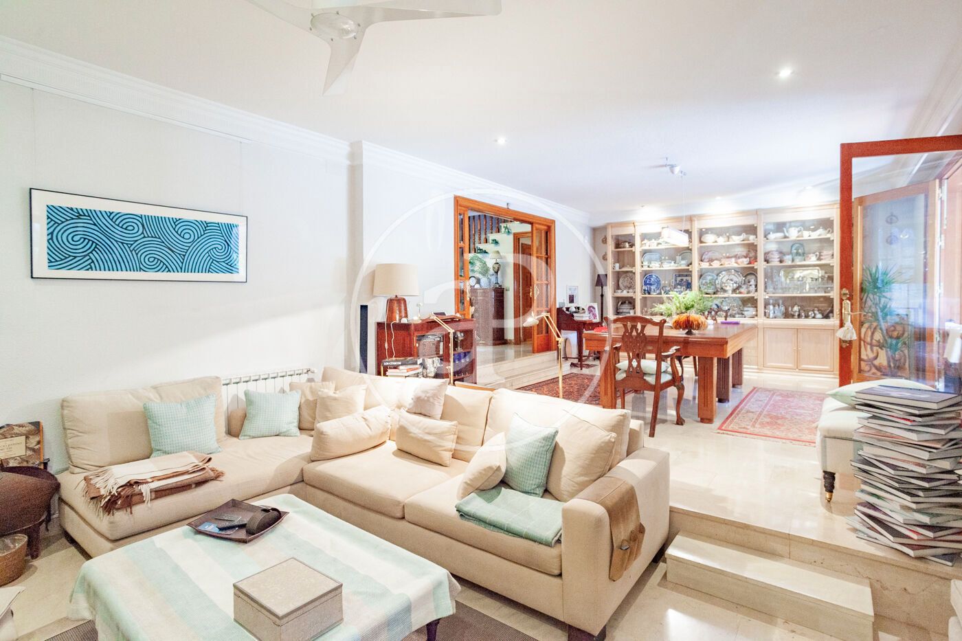 Living room of Houses for sale in Pozuelo de Alarcón  with Air Conditioner, Heating and Private garden