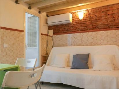 Bedroom of Flat to rent in  Madrid Capital  with Air Conditioner, Furnished and Washing machine
