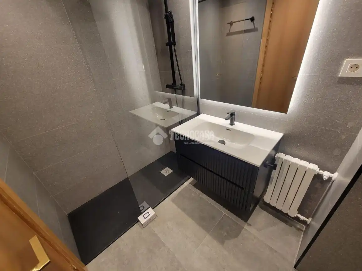 Baño de Piso en venta en Zaragoza