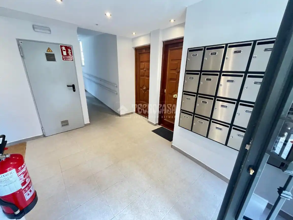 Piso en venta en Madrid con Calefacción y Terraza