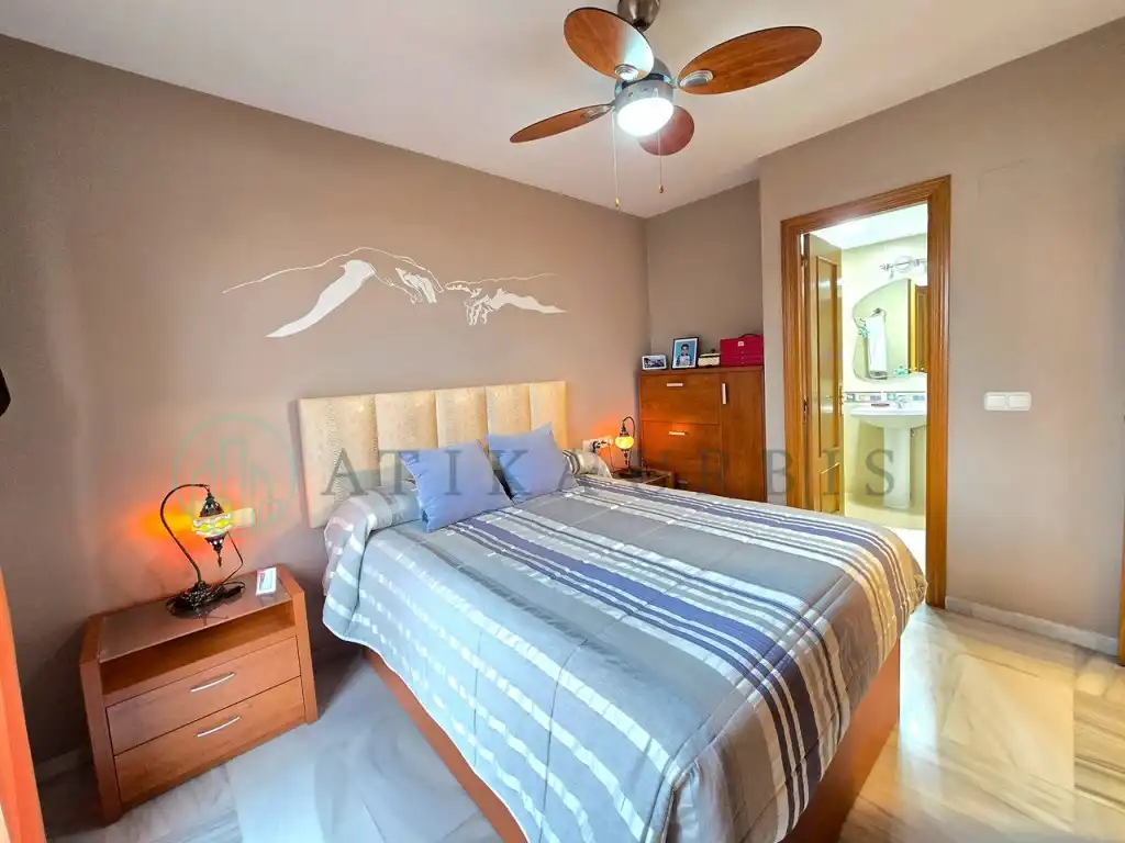 Bedroom of Houses for sale in Málaga  with Air Conditioner and Terrace