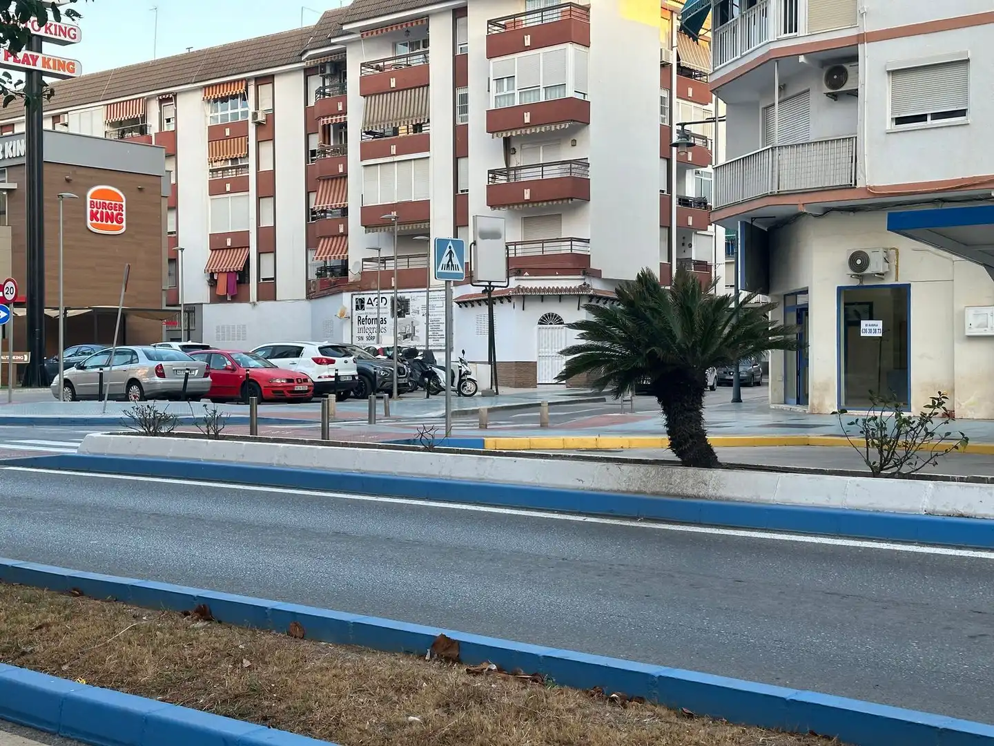 Commercial properties for rent in Poniente - Faro