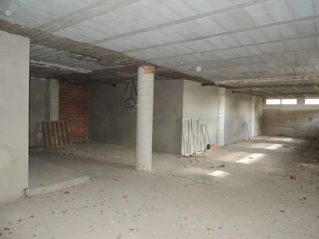 Local comercial en venda a Casco Urbano