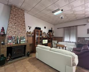 Sala d'estar de Casa o xalet en venda en Santa Amalia amb Aire condicionat