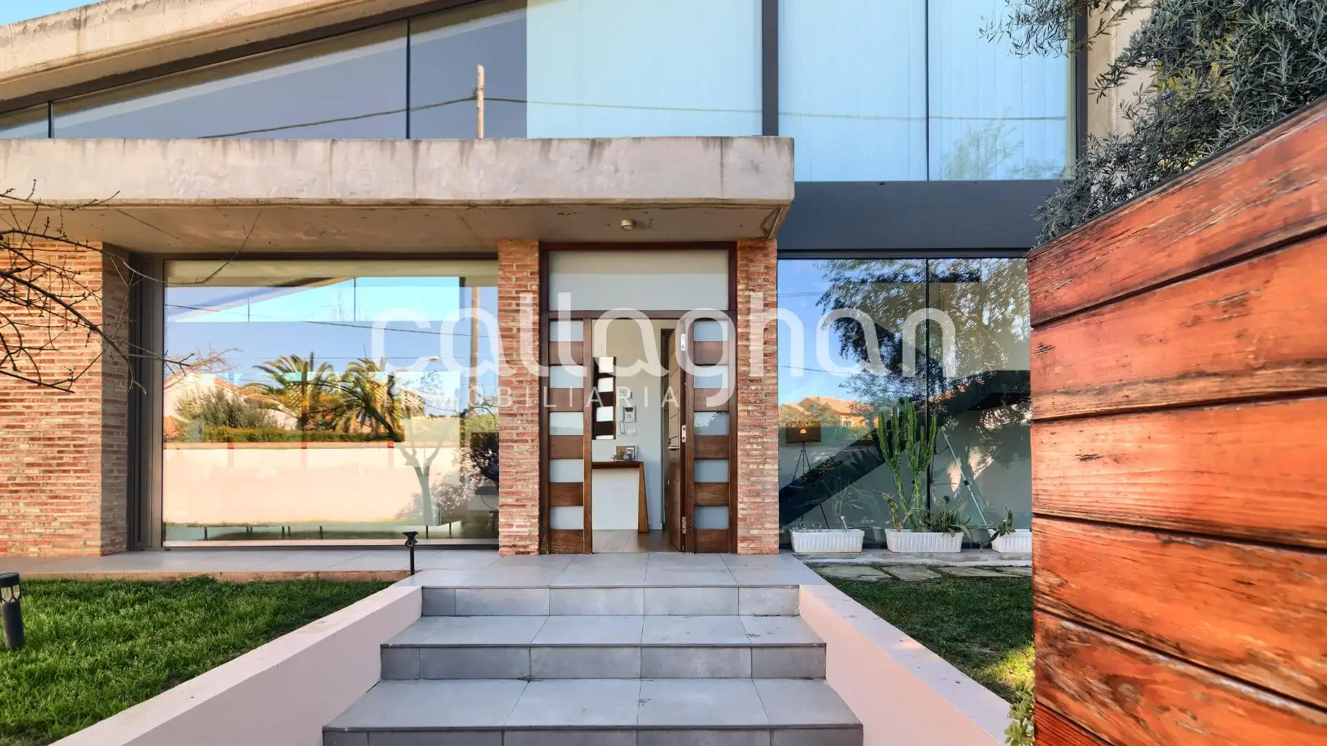 Exterior view of Houses for sale in L'Eliana  with Air Conditioner, Heating and Private garden
