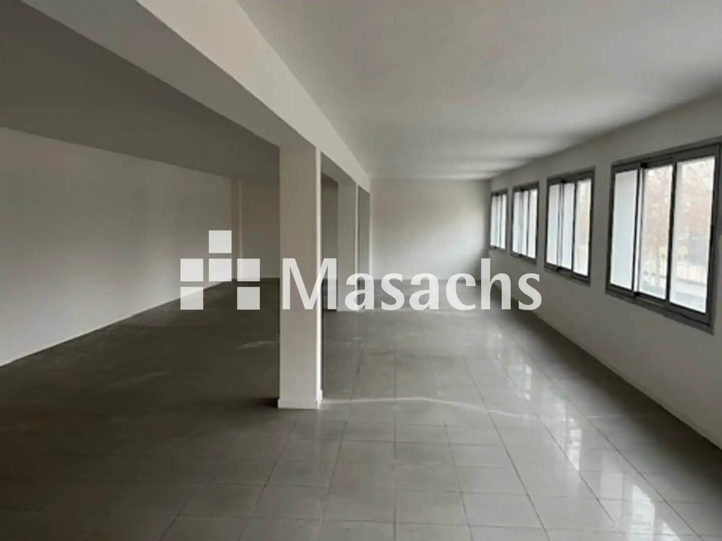 Nau industrial de lloguer a Centre - Eixample – Can Llobet