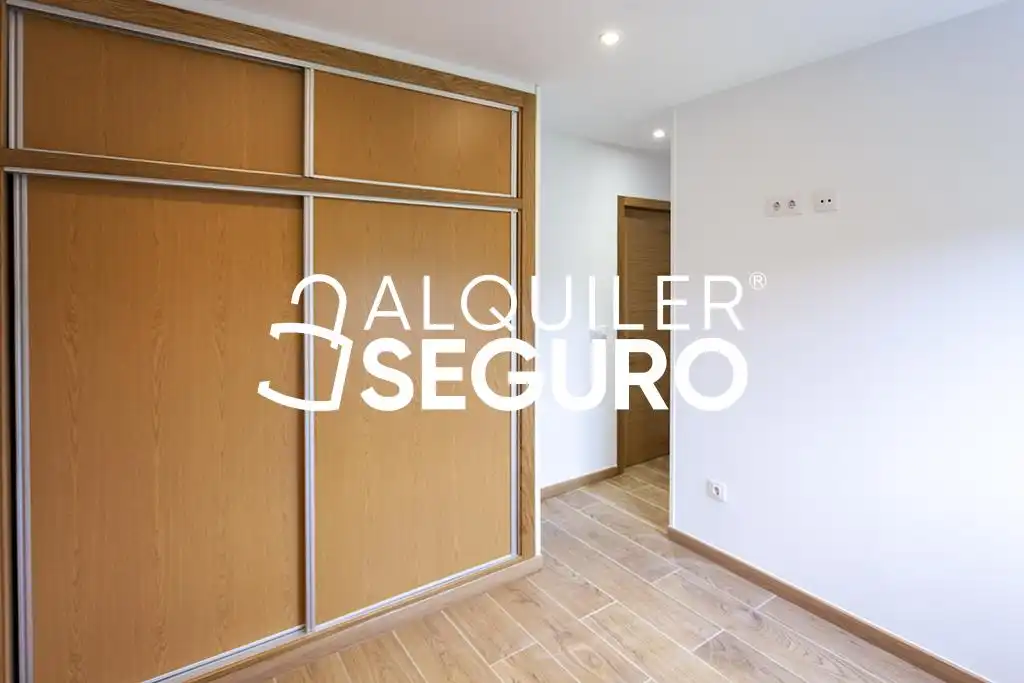 Habitación de Piso de alquiler en El Berrueco con Calefacción y Terraza