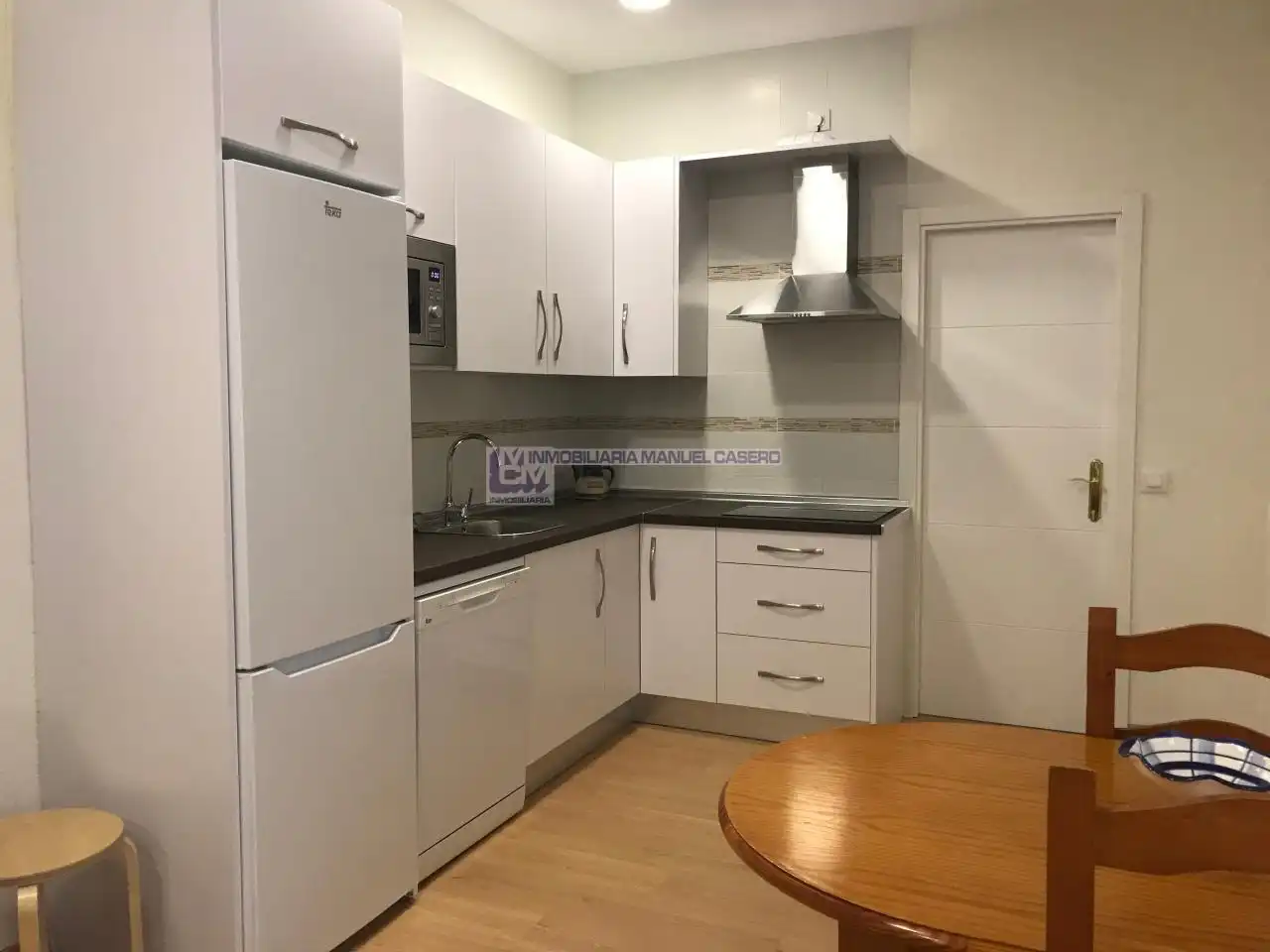 Cocina de Apartamento de alquiler en Cáceres con Aire acondicionado, Calefacción y Amueblado