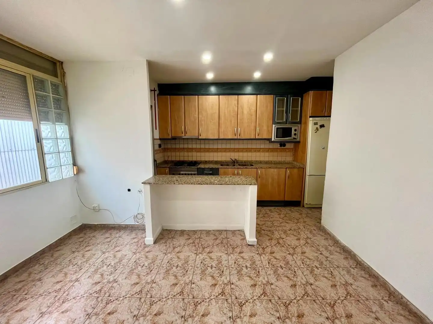 Pis en venda a FILIPINES DE LES, imagen 4