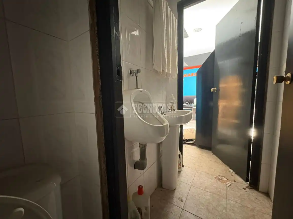 Business premises for sale in La Orden, imagen 14