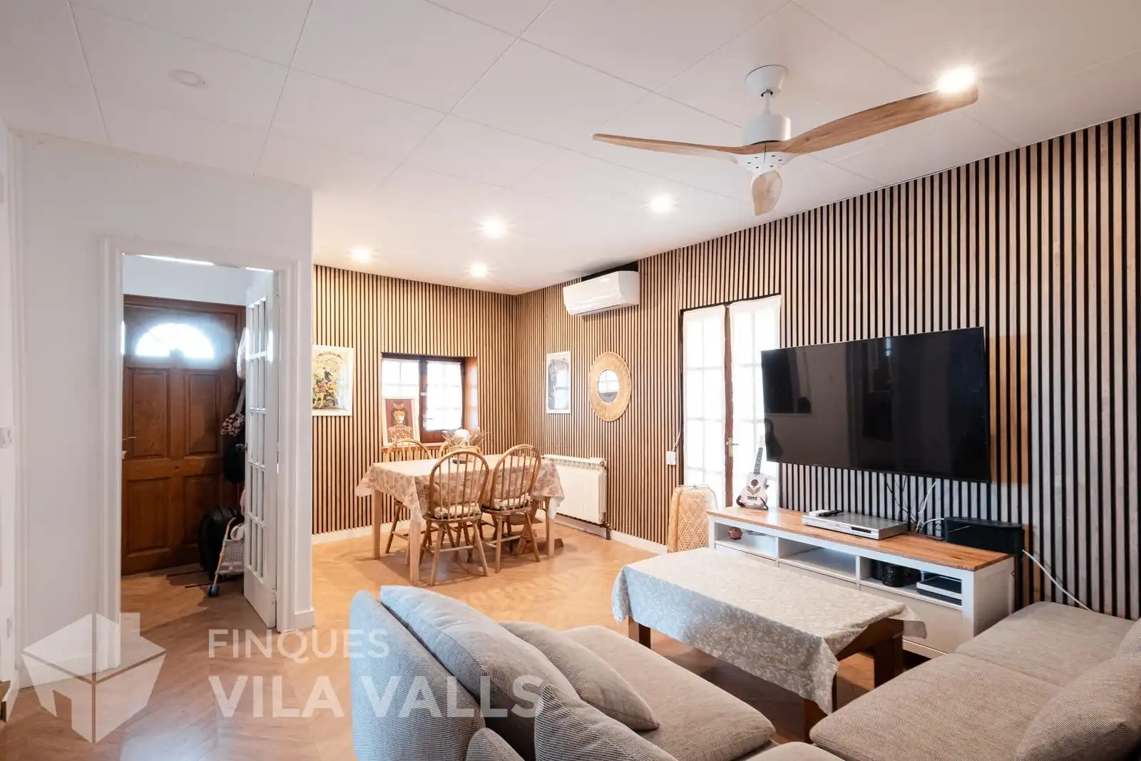Living room of Flat for sale in Lliçà d'Amunt  with Air Conditioner, Heating and Private garden