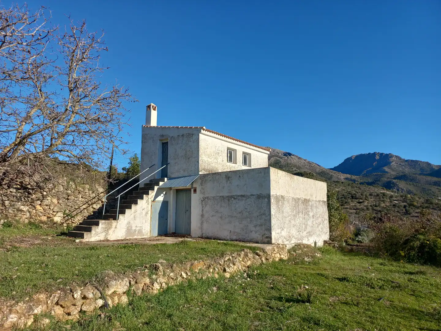 Terreno rústico en venta en Yunquera