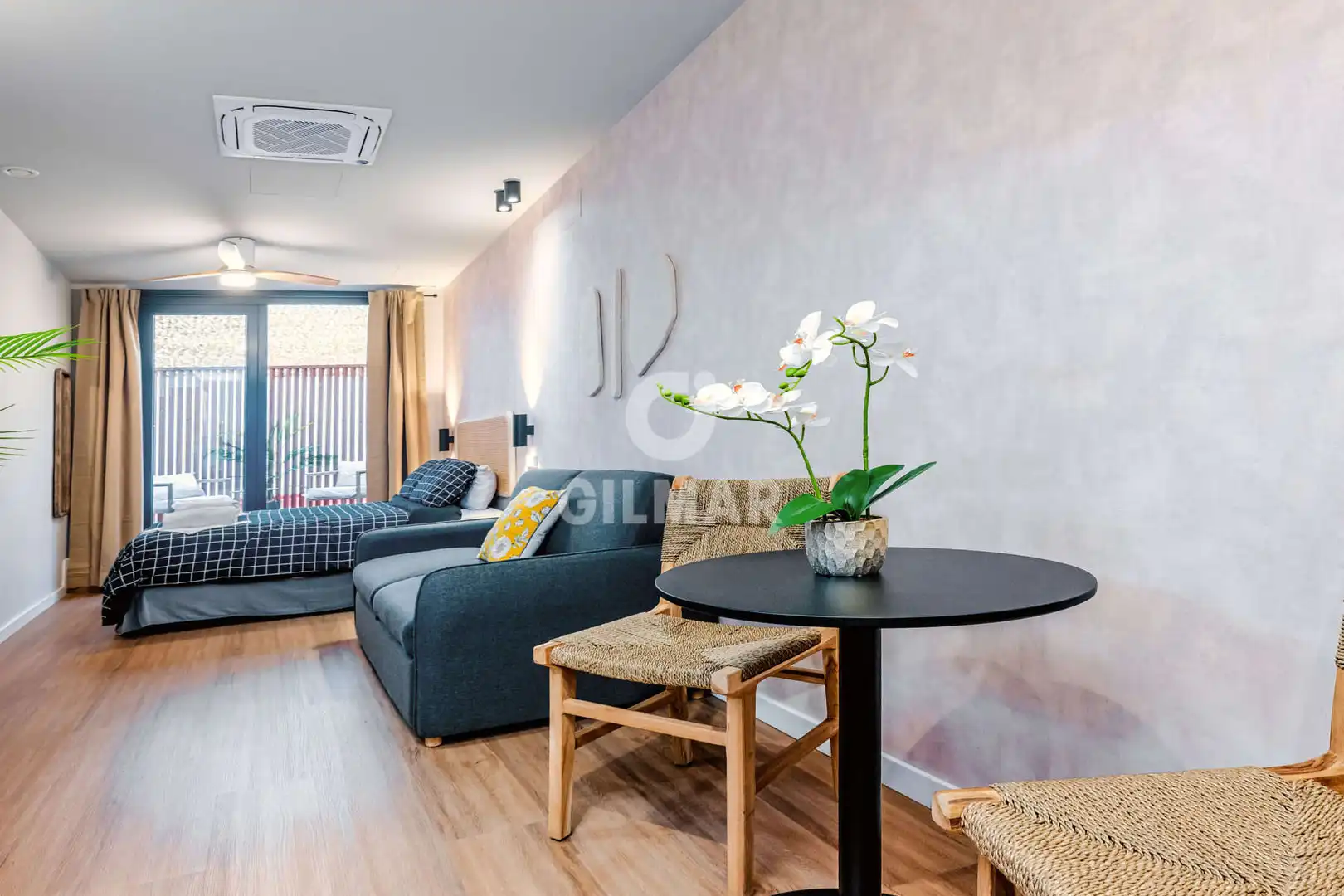 Habitación de Edificio en venta en Sevilla