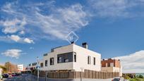 Exterior view of House or chalet for sale in Sant Andreu de Llavaneres  with Air Conditioner, Heating and Private garden