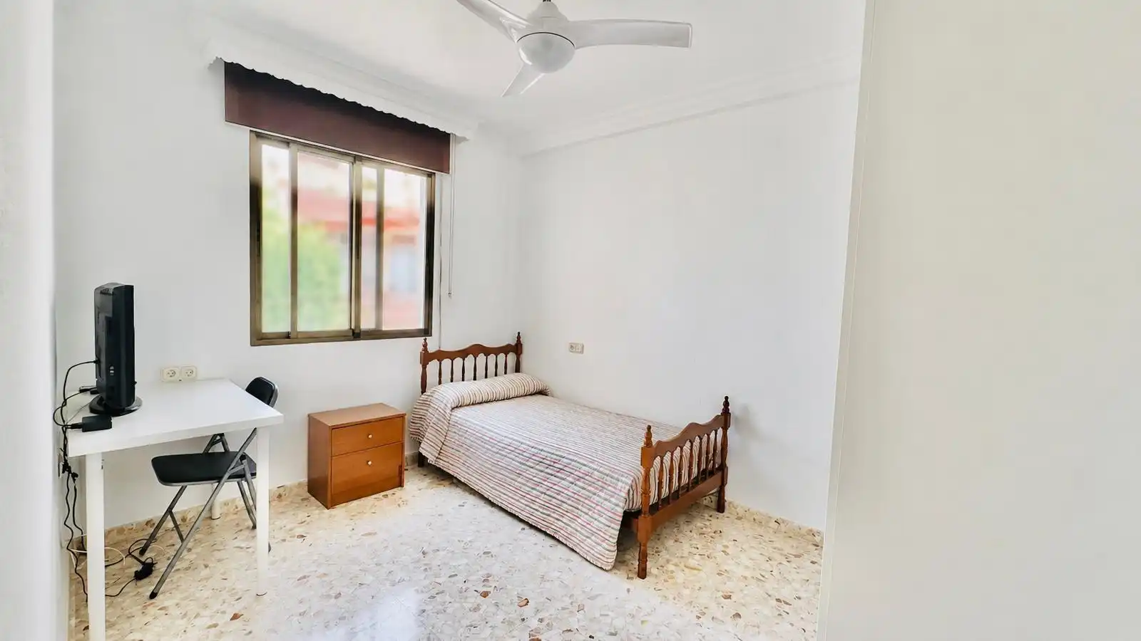 Habitación de Piso en venta en Málaga con Aire acondicionado y Terraza