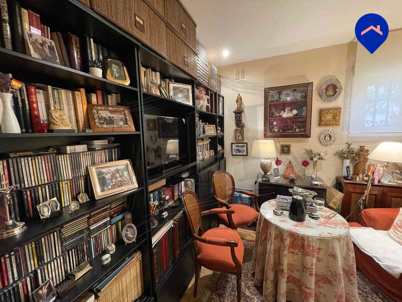 Sala d'estar de Pis en venda en  Madrid Capital amb Aire condicionat i Calefacció