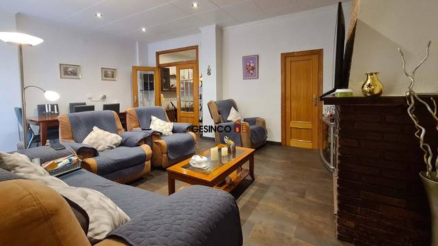 Casa-chalet en Venta en Aielo de Malferit